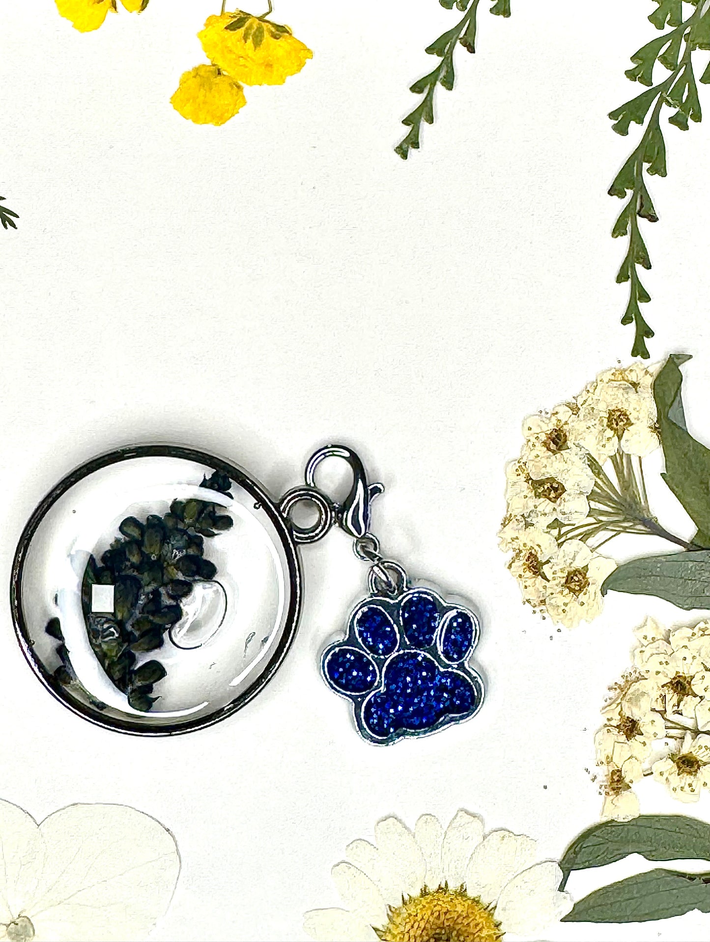 Real Dried Flowers Keychains | Ocean Resin Art Keychains| Cute Accessory